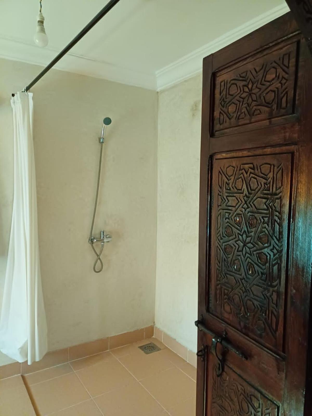Riad Heermans Ouzoud Luaran gambar