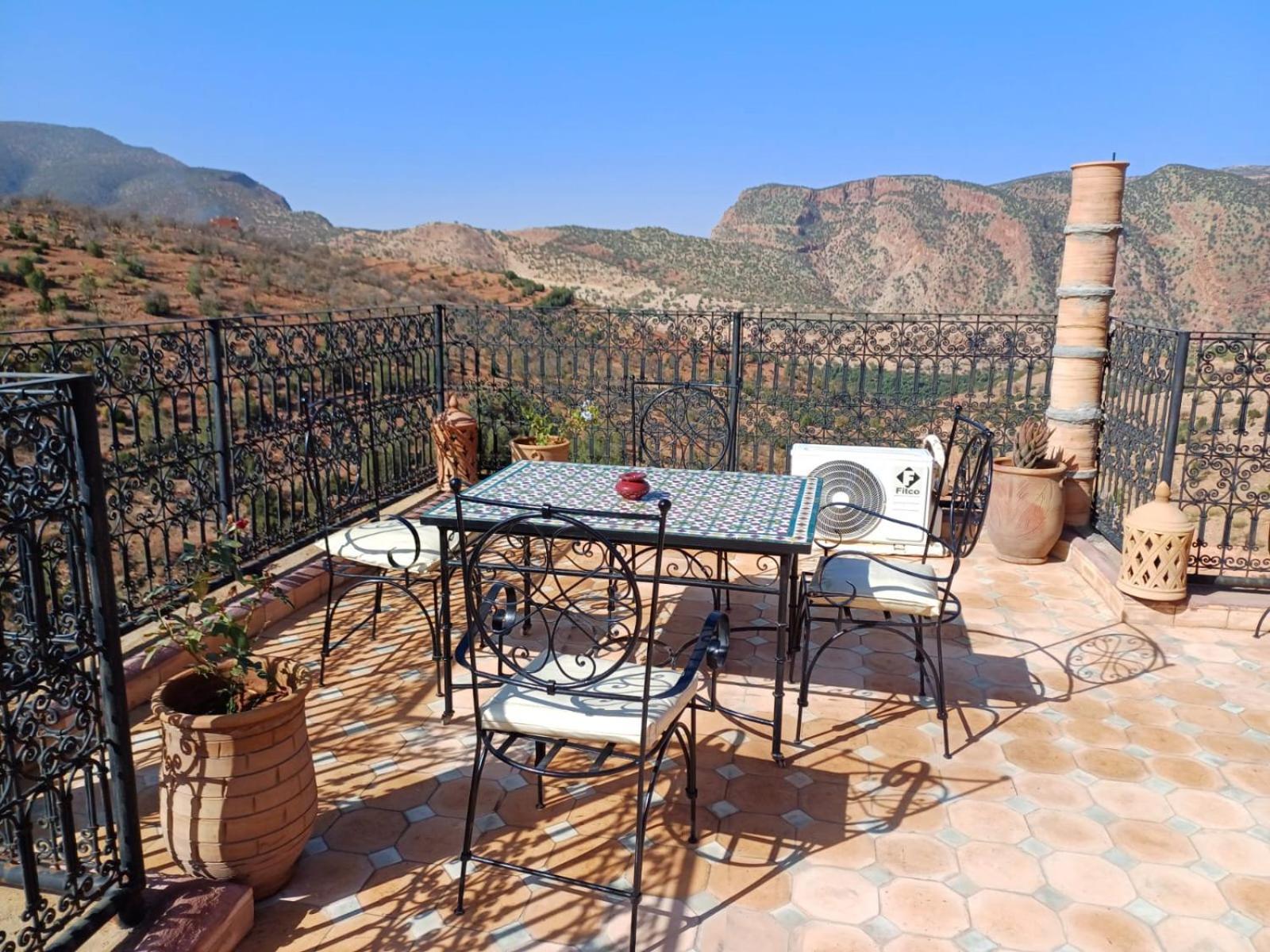 Riad Heermans Ouzoud Luaran gambar